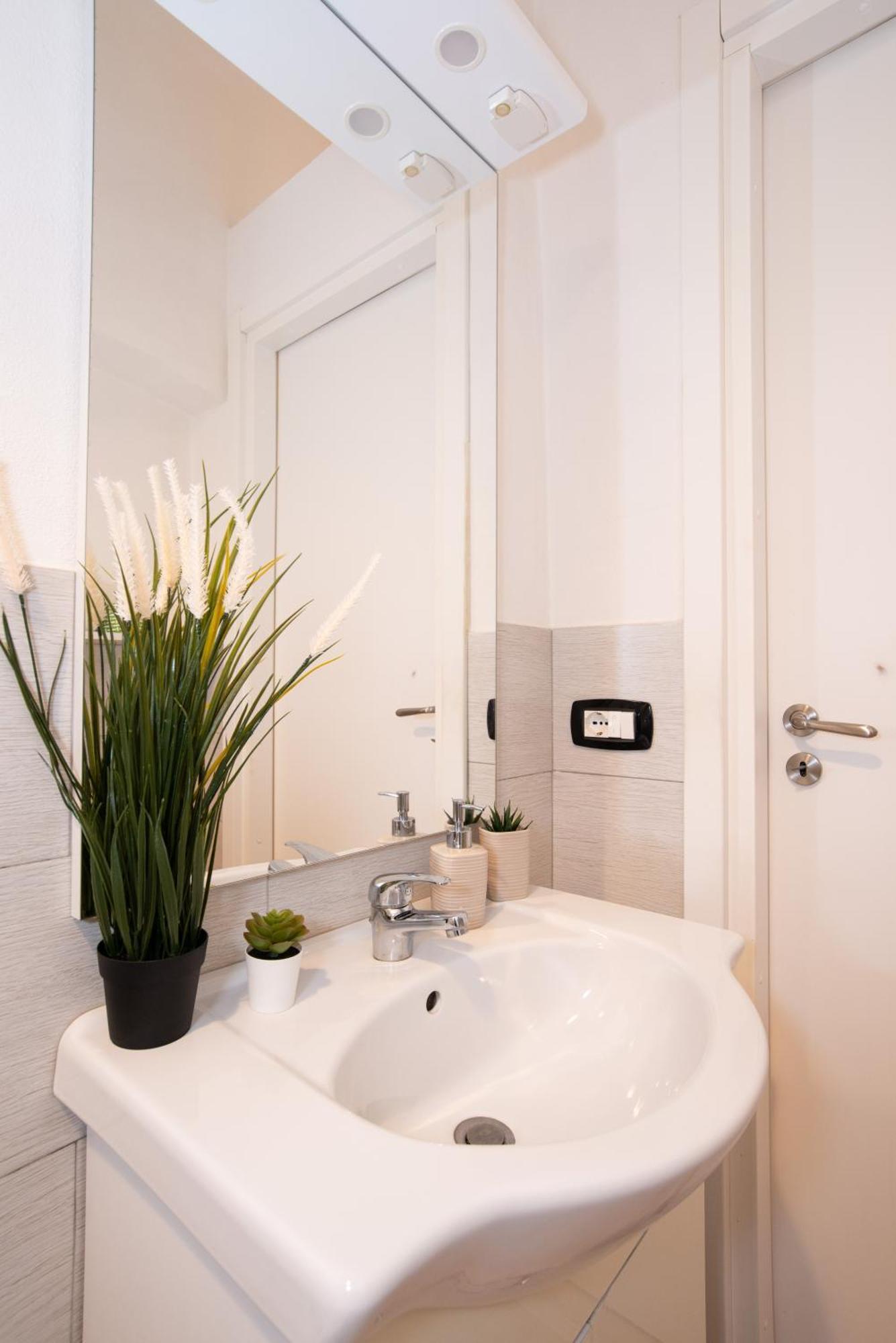 Karafa Apartment Bari Bagian luar foto